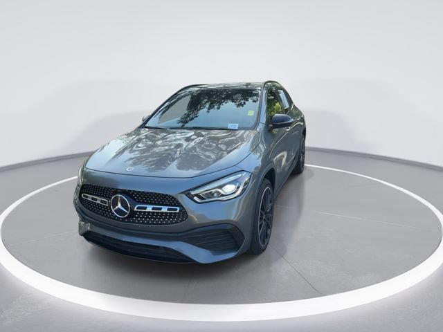 Used 2023 Mercedes-Benz GLA 250 w/ AMG Line Exterior image 3