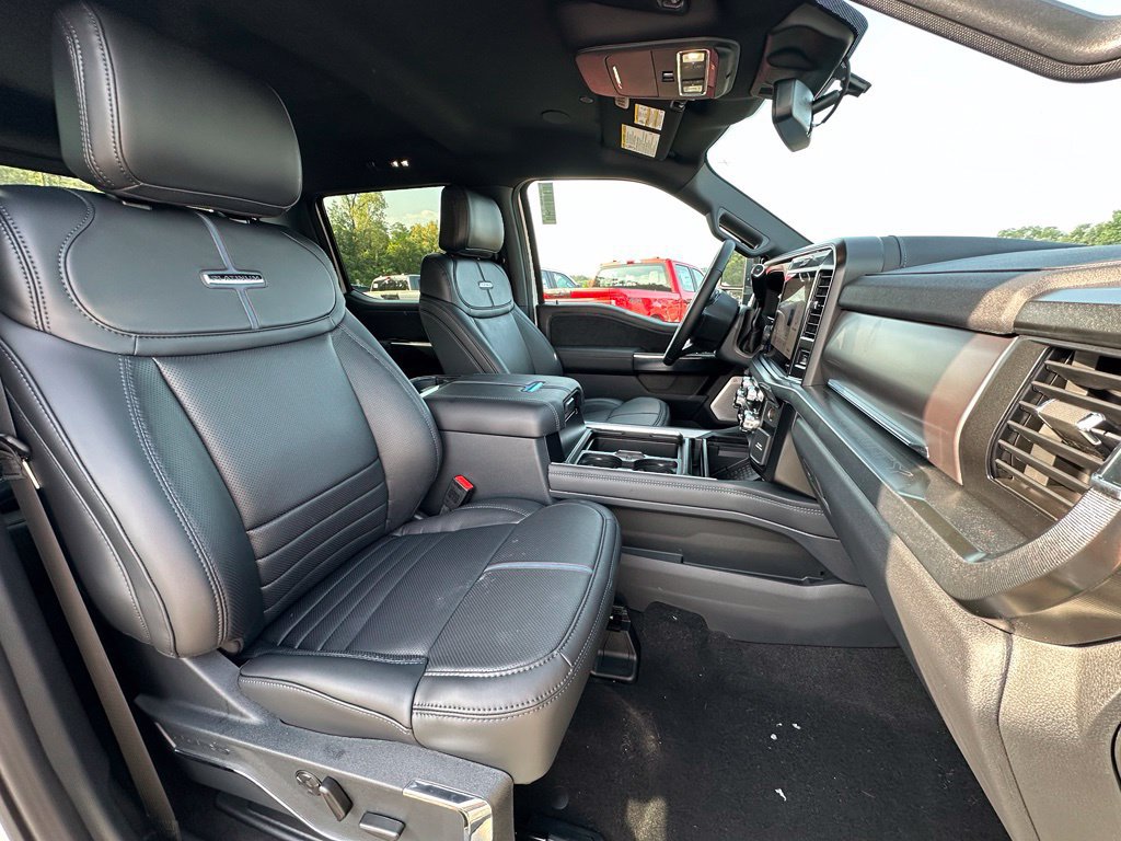 New 2026 Ford F350 Platinum w/ FX4 Off-Road Package AWD/4WD image 25