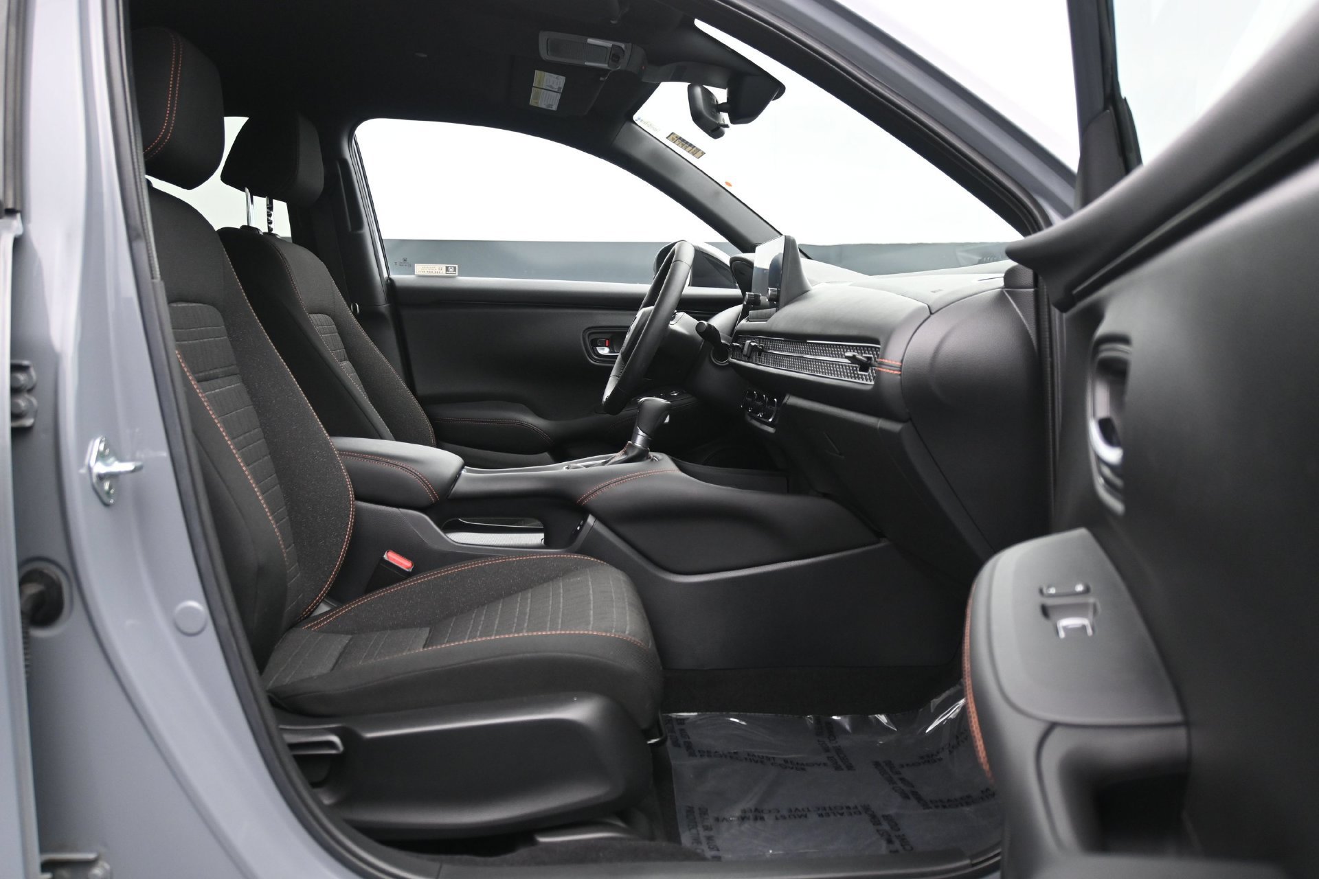 Used 2024 Honda HR-V Sport image 13