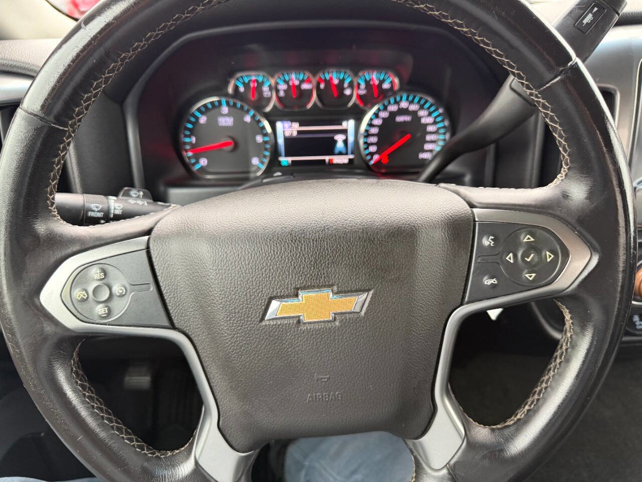 Used 2015 Chevrolet Silverado 1500 LT AWD/4WD image 15