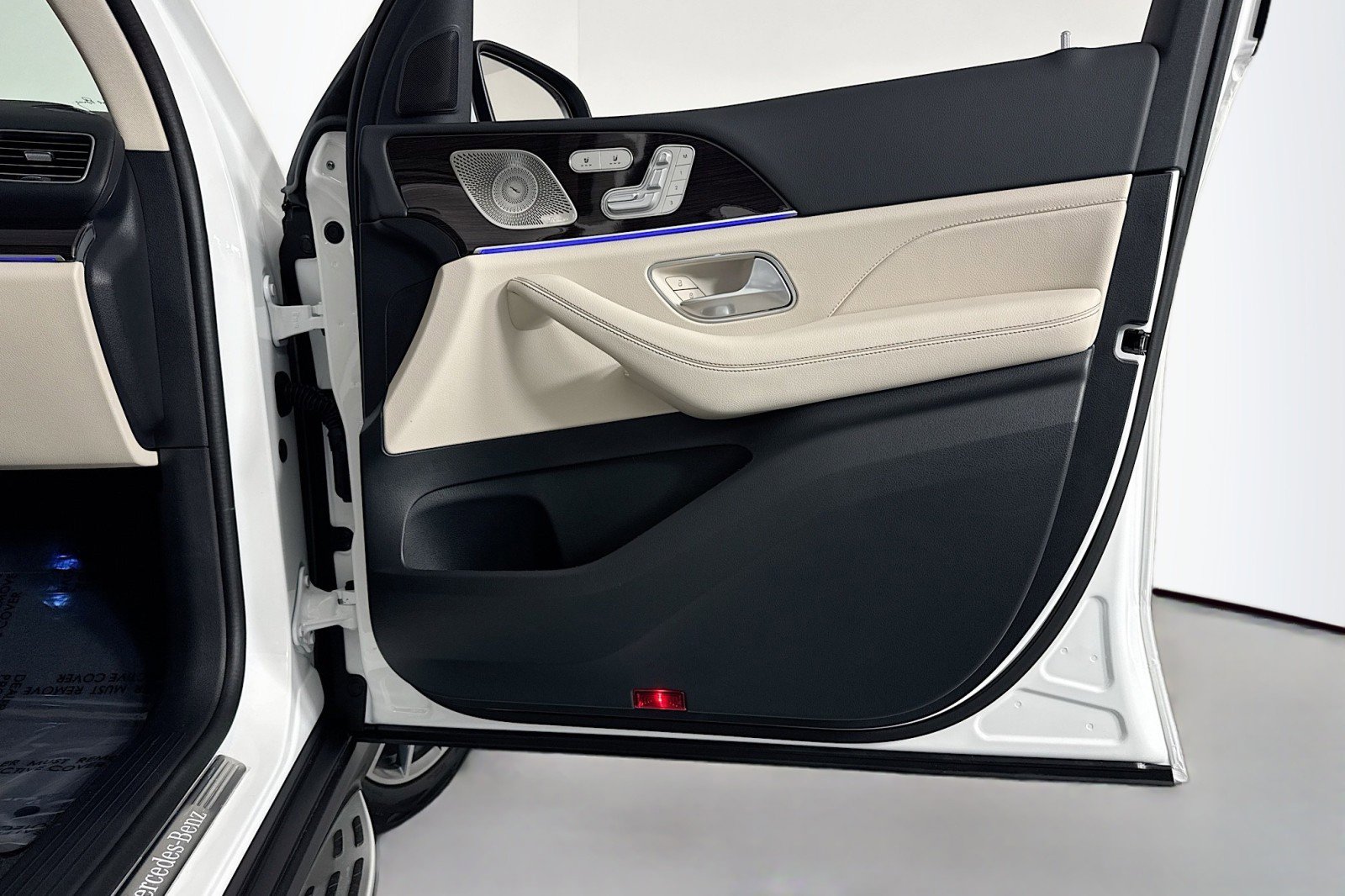 New 2026 Mercedes-Benz GLS 450 4MATIC image 24