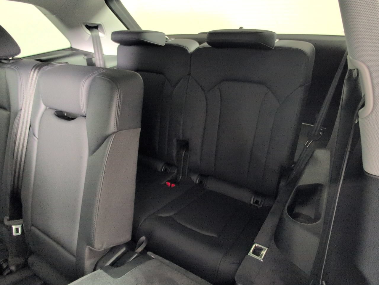 Used 2022 Audi Q7 3.0T Premium AWD/4WD image 23