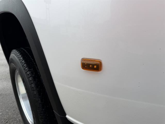 Used 2022 Chevrolet Silverado 3500 High Country image 31