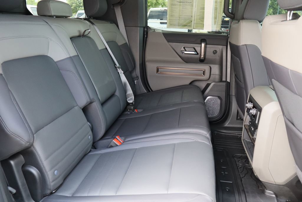 Used 2025 GMC Hummer EV 3X AWD/4WD image 33