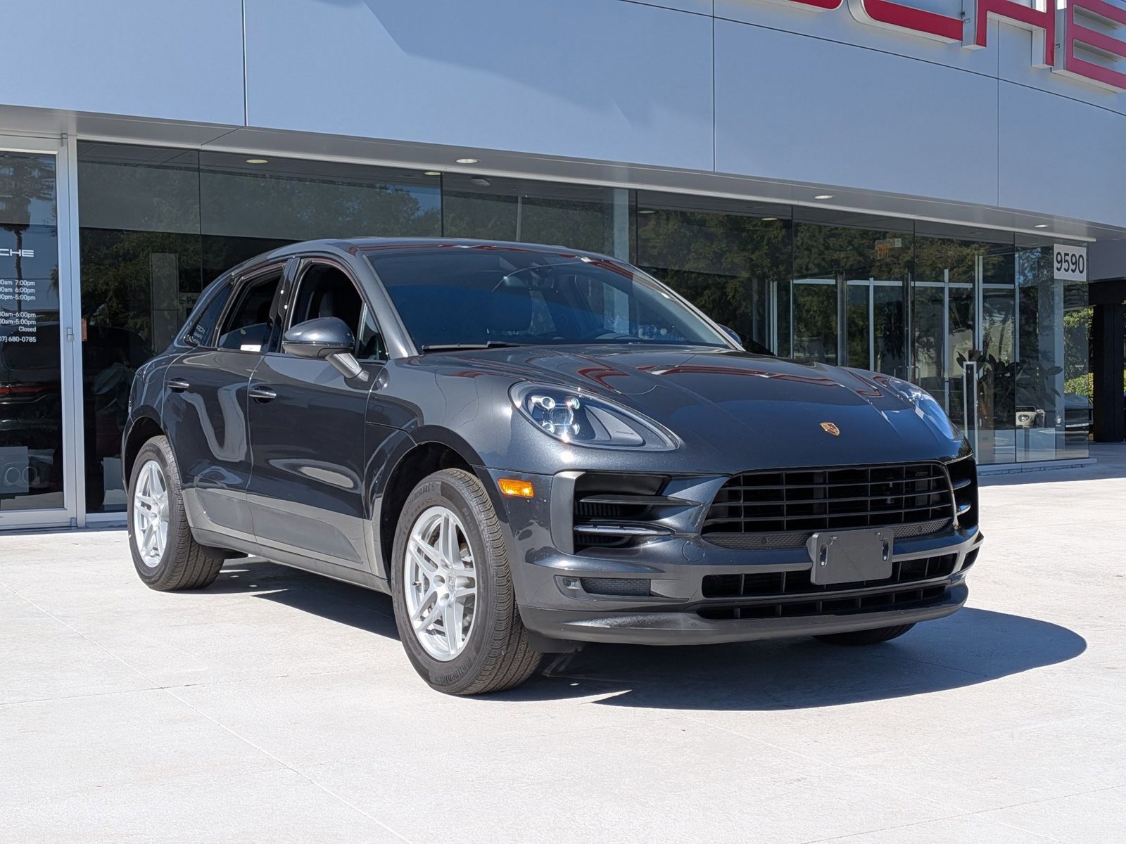 Used 2021 Porsche Macan S image 7