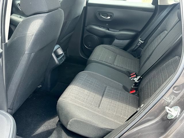 Used 2025 Honda HR-V LX image 15