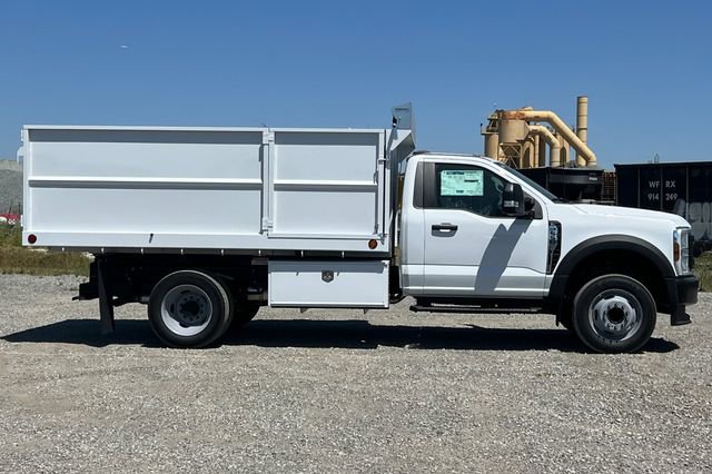 New 2026 Ford F550 2WD Regular Cab Super Duty image 3