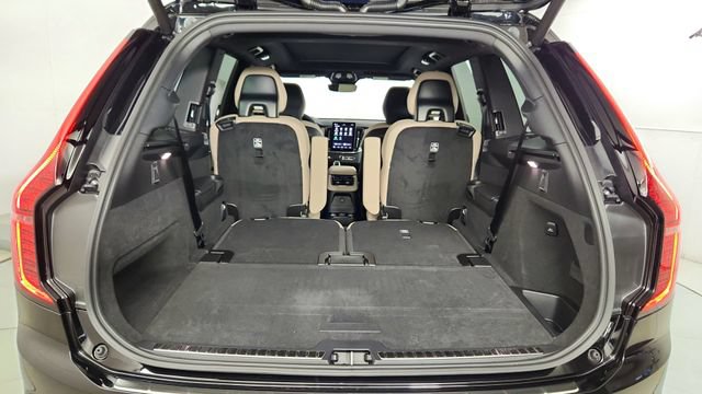 New 2026 Volvo XC90 T8 Plus w/ Protection Package Premier AWD/4WD image 41