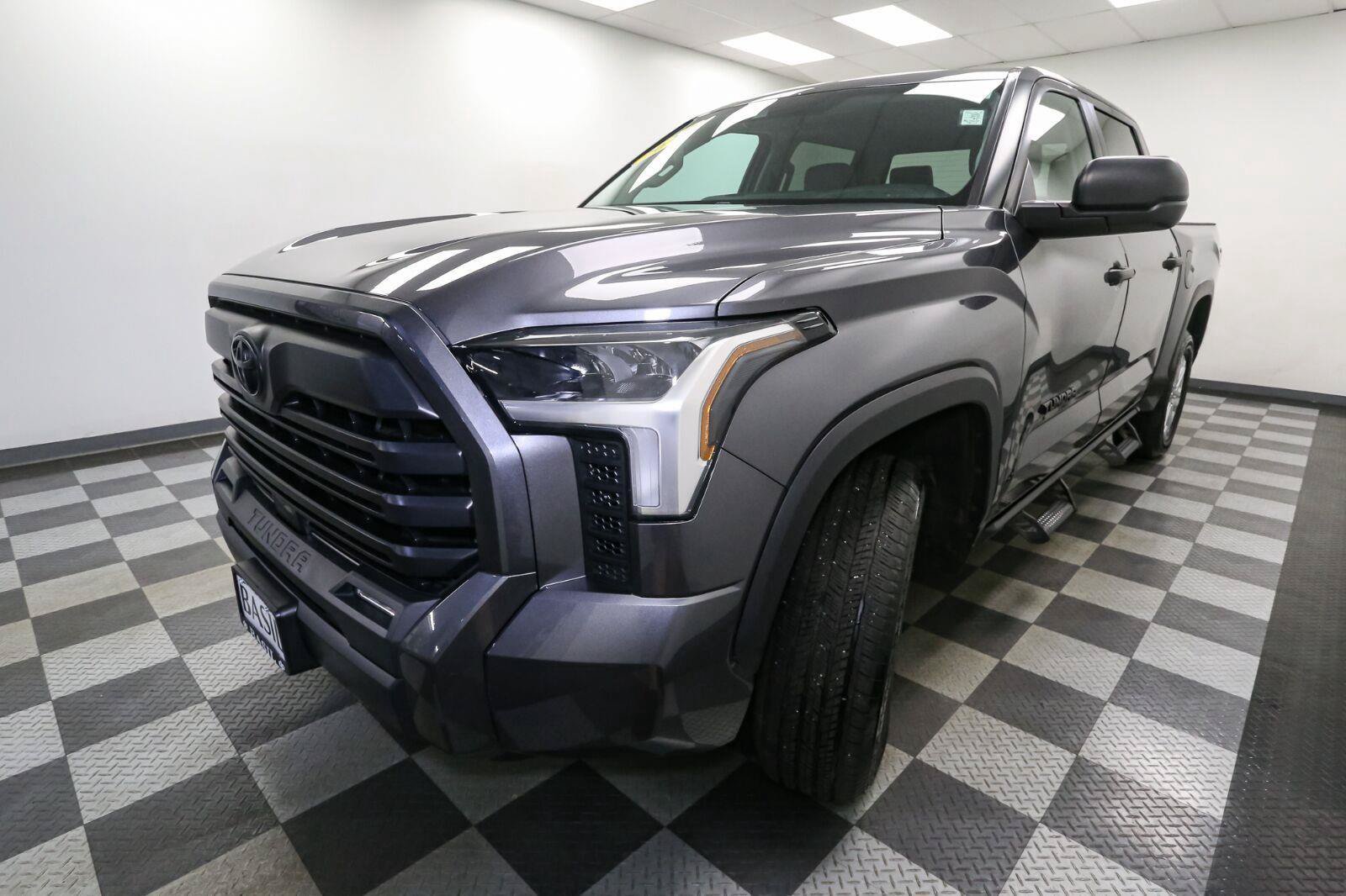 Used 2024 Toyota Tundra SR5 AWD/4WD image 4