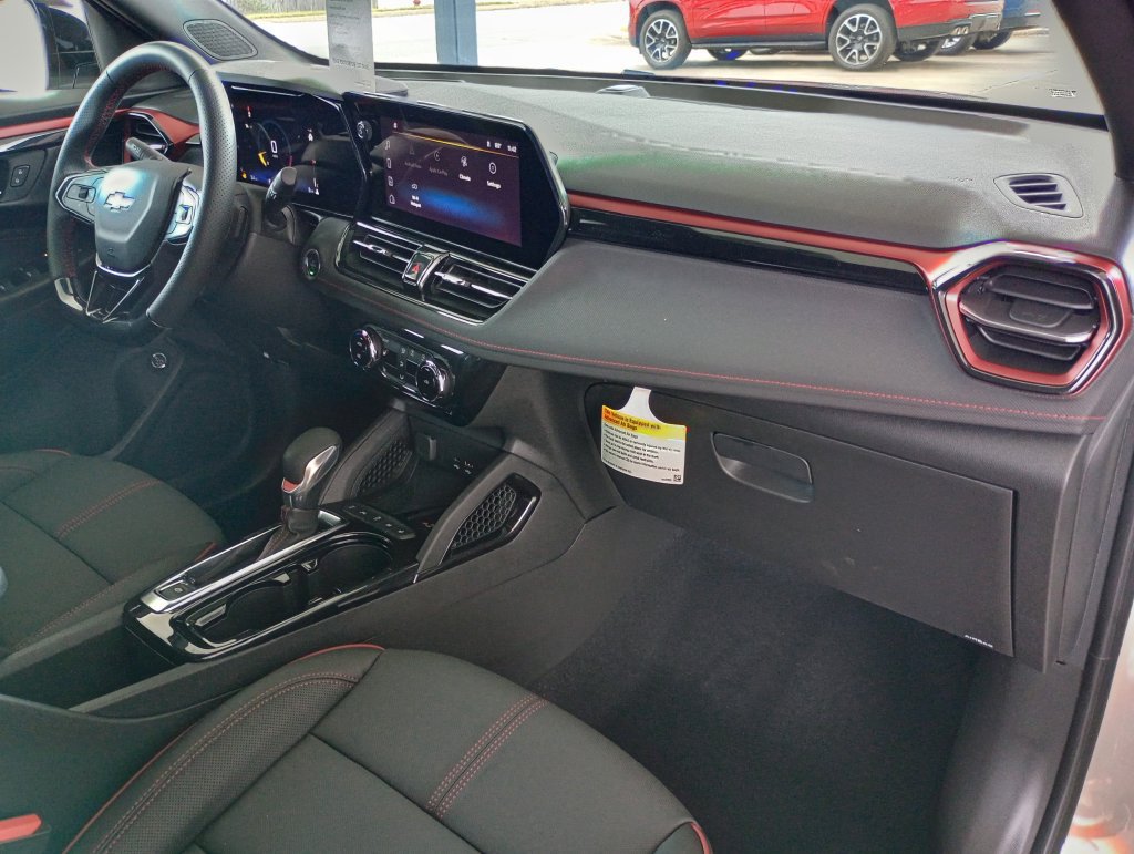New 2026 Chevrolet TrailBlazer RS w/ Convenience Package FWD image 22