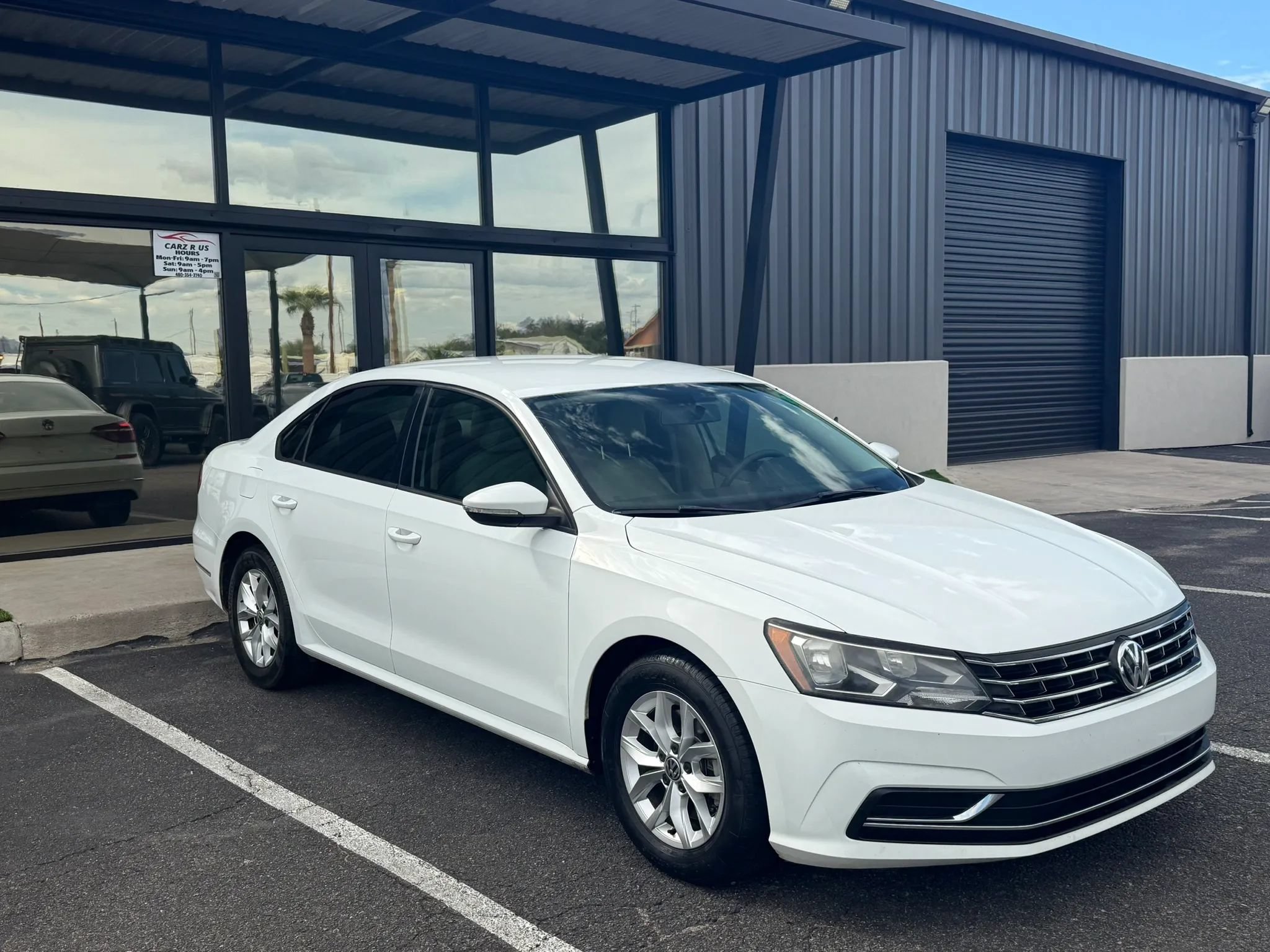 Used 2018 Volkswagen Passat 2.0T S FWD image 12