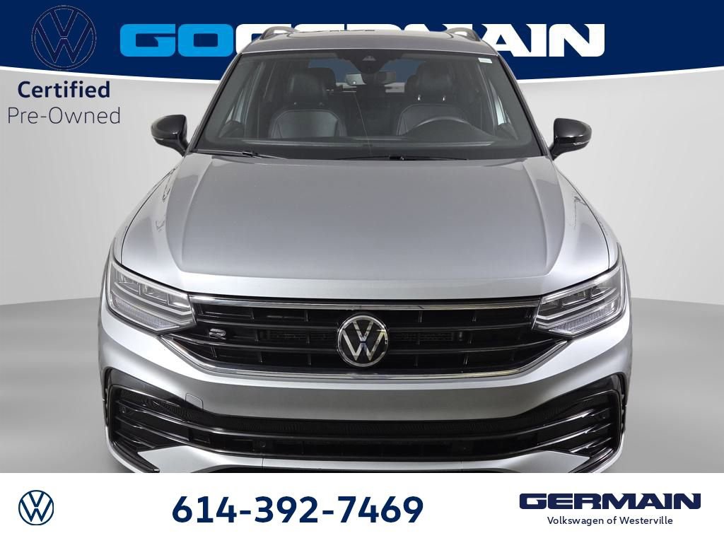 Used 2022 Volkswagen Tiguan SE R-Line image 3