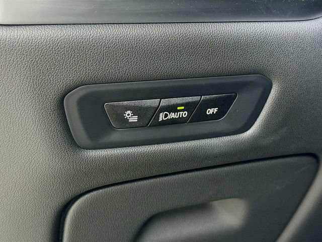 Used 2024 BMW X5 xDrive50e w/ Premium Package image 10