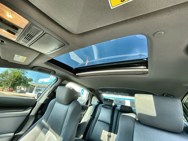 Used 2019 Honda Accord EX image 18