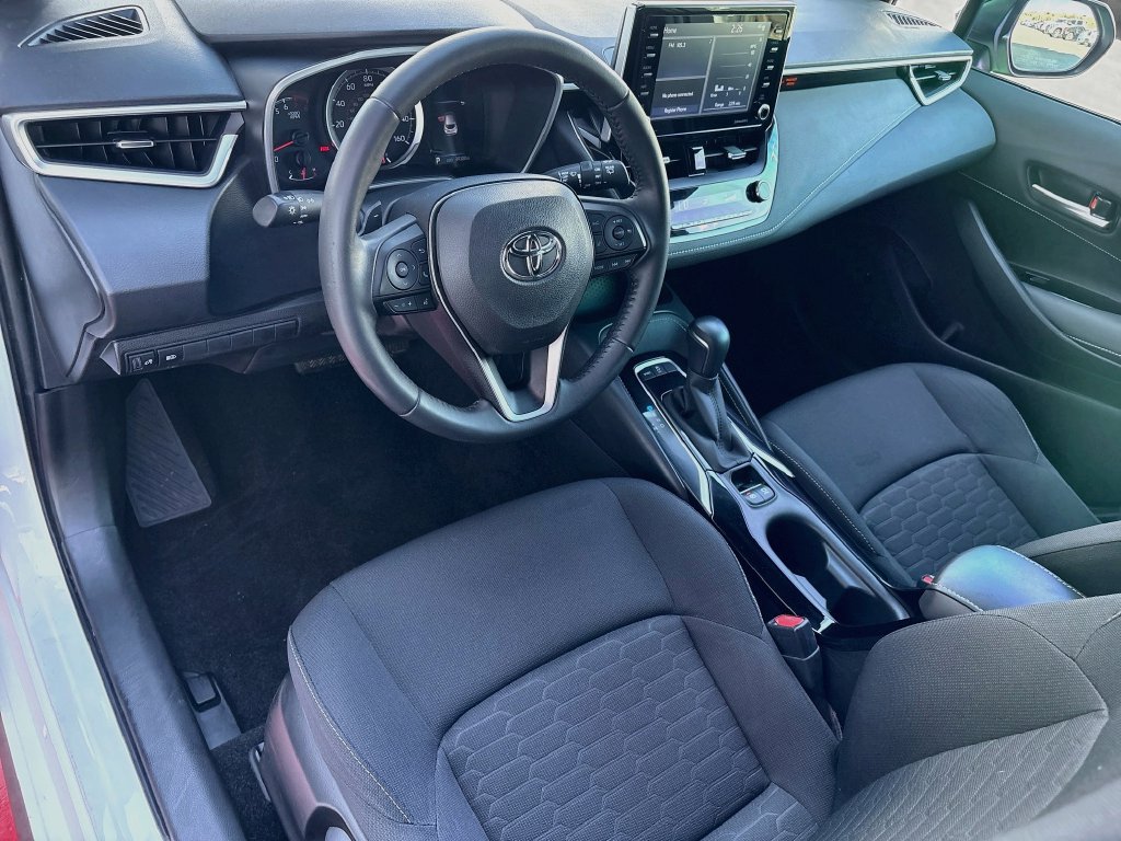 Used 2022 Toyota Corolla SE w/ Carpet Mat Package (TMS) FWD image 9