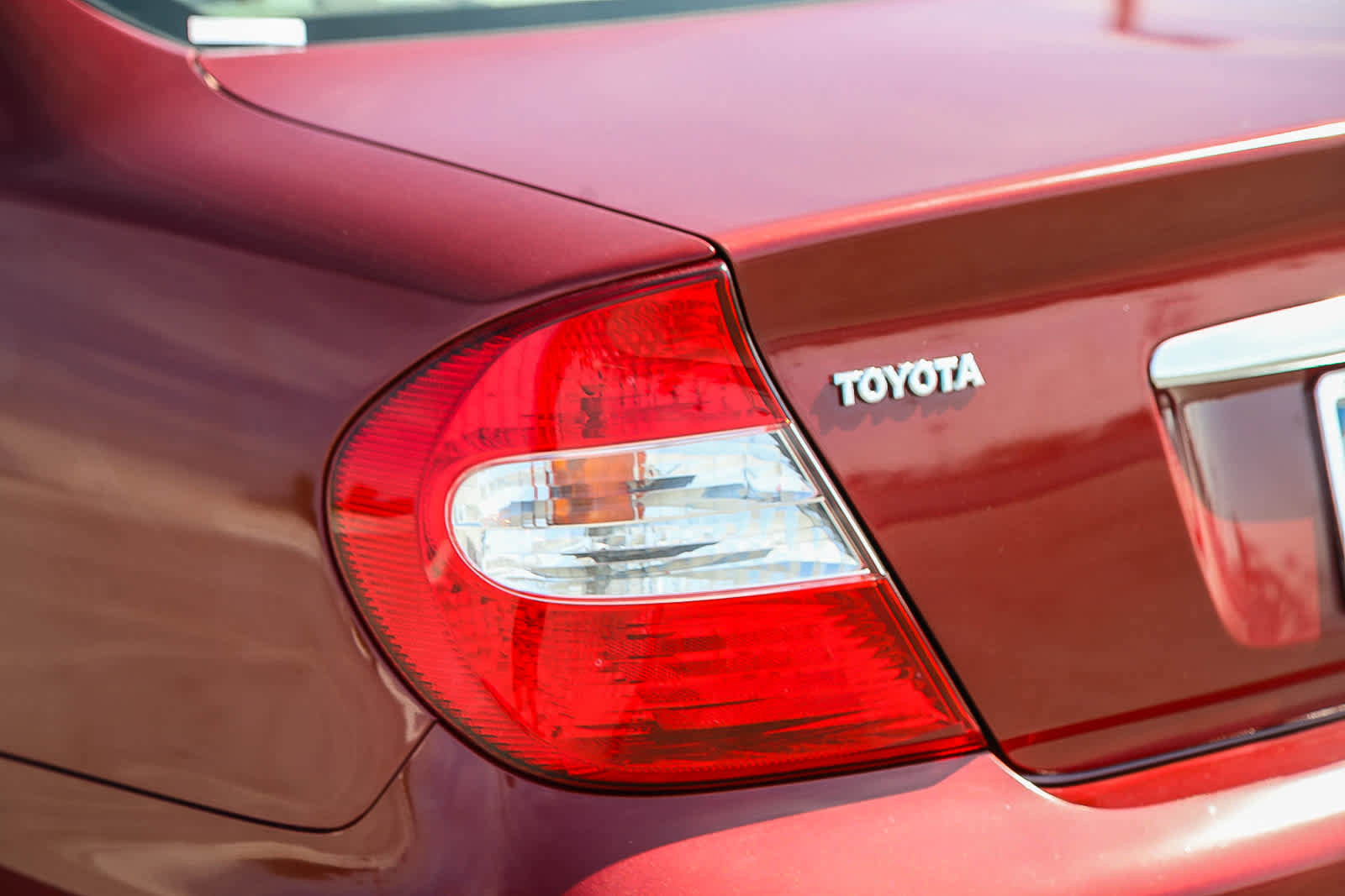 Used 2004 Toyota Camry LE image 8