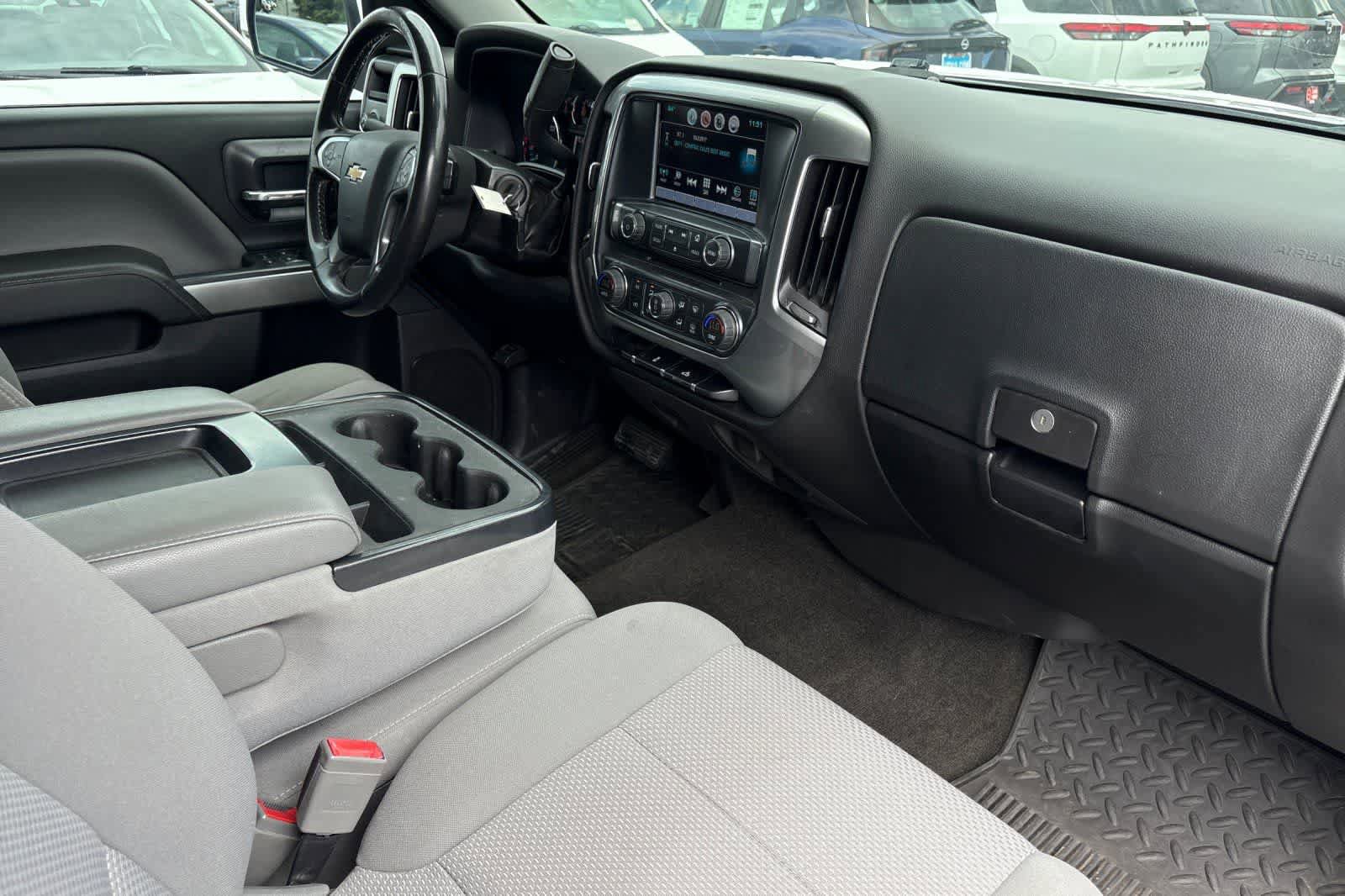 Used 2017 Chevrolet Silverado 1500 LT w/ All Star Edition AWD/4WD image 17