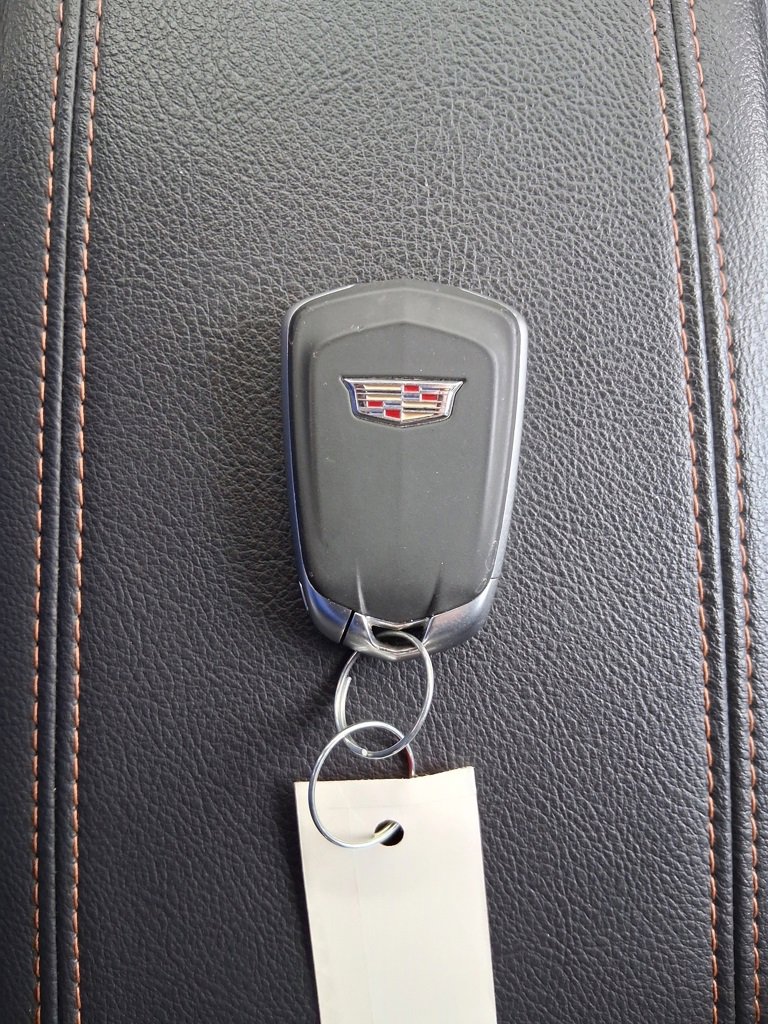 Used 2023 Cadillac XT4 Sport image 16