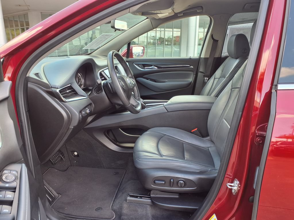 Used 2019 Buick Enclave Essence FWD image 21
