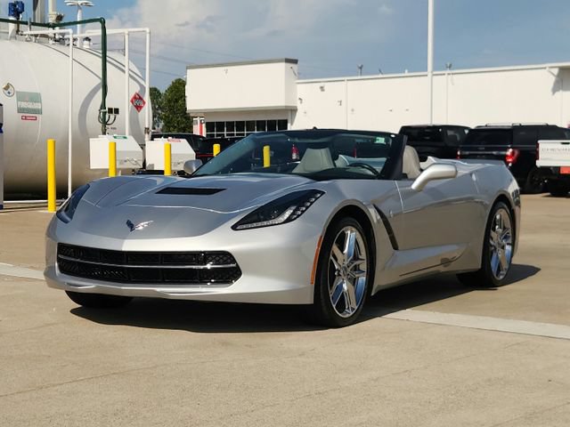 Used 2019 Chevrolet Corvette Stingray Convertible w/ 3LT Preferred Equipment Group RWD image 3