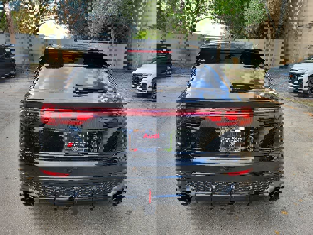 New 2026 Audi RS Q8 performance image 13