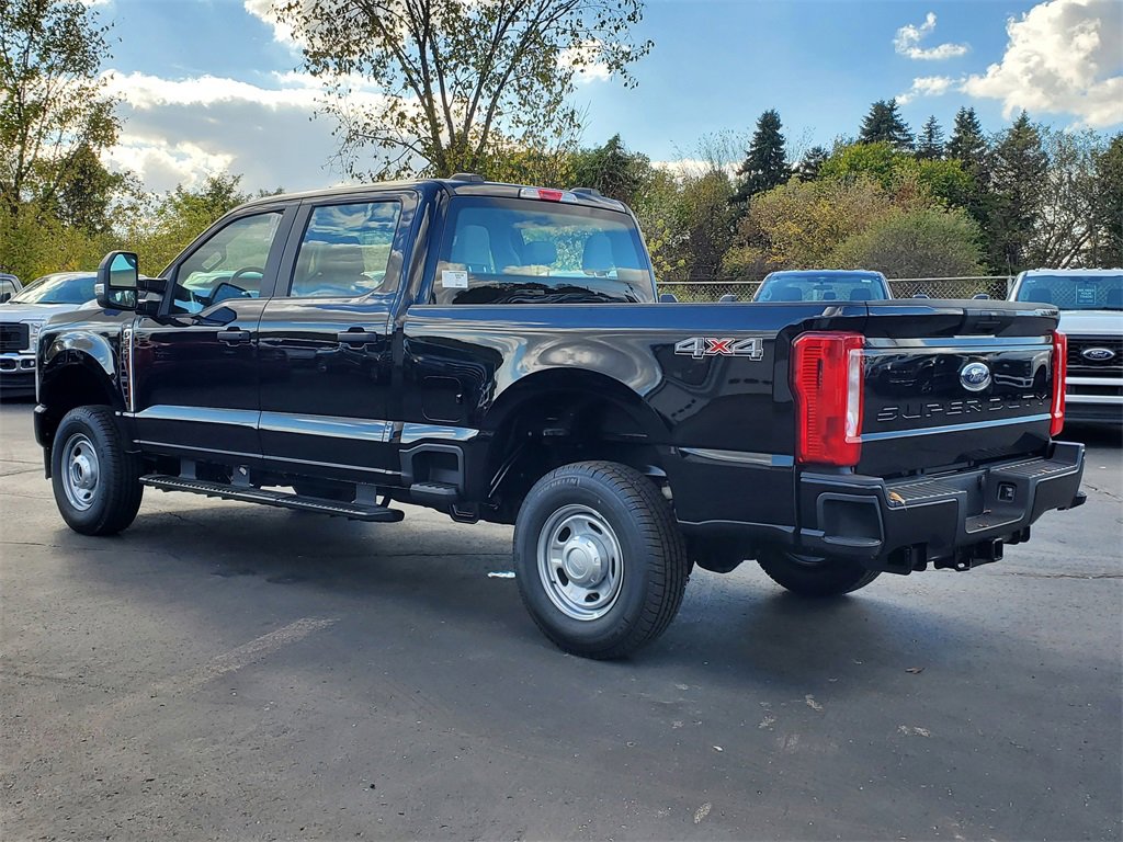 New 2026 Ford F350 XL image 4