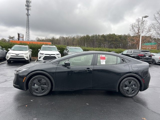 New 2026 Toyota Prius LE image 8