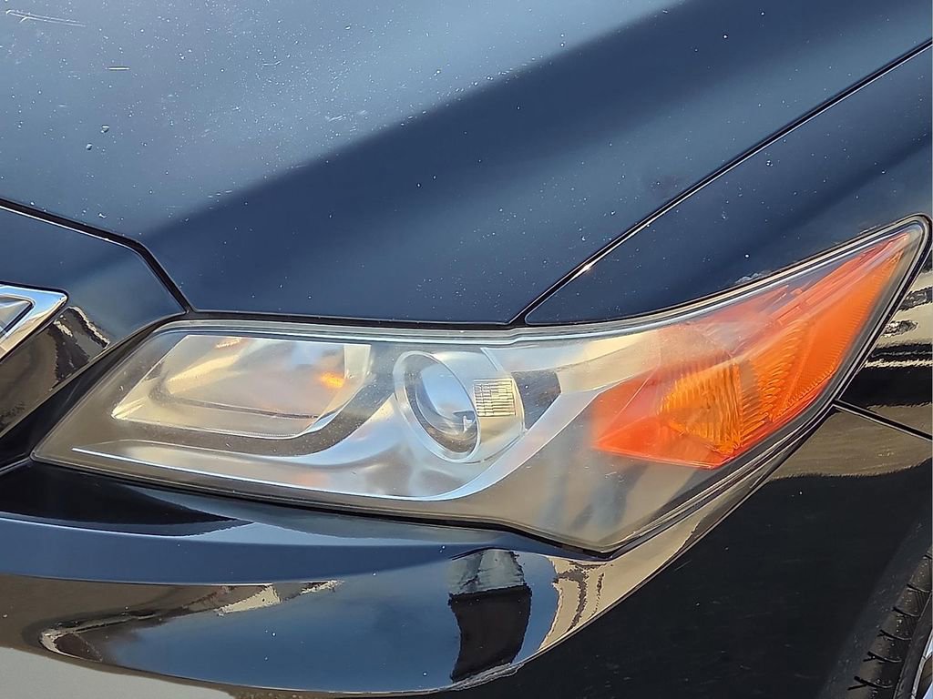 Used 2013 Acura ILX w/ Premium Package image 9