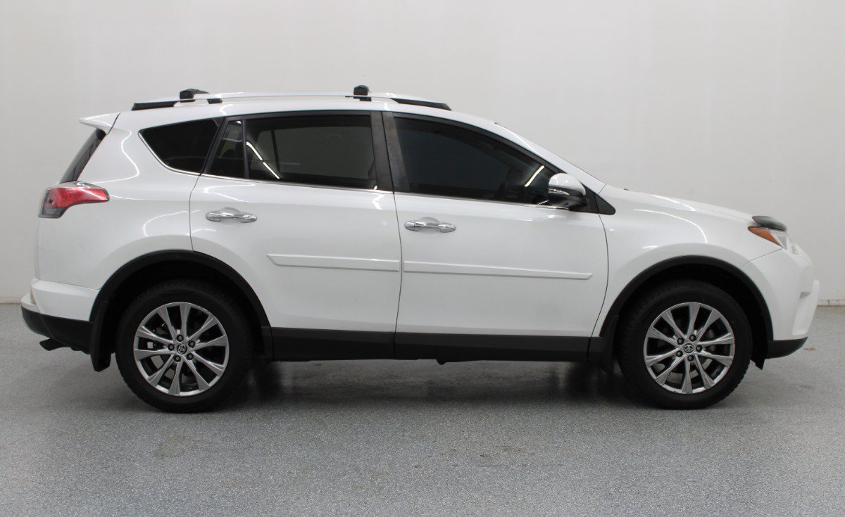 Used 2016 Toyota RAV4 Limited w/ Advanced Technology Package AWD/4WD image 2