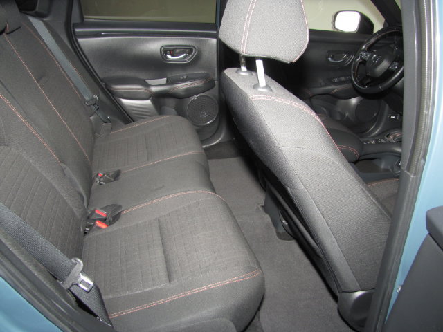 Certified 2025 Honda HR-V Sport image 39