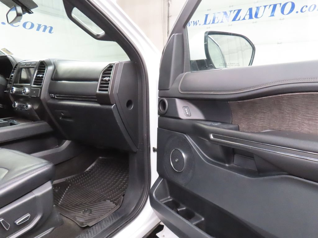 Used 2019 Ford Expedition Max Limited AWD/4WD image 29