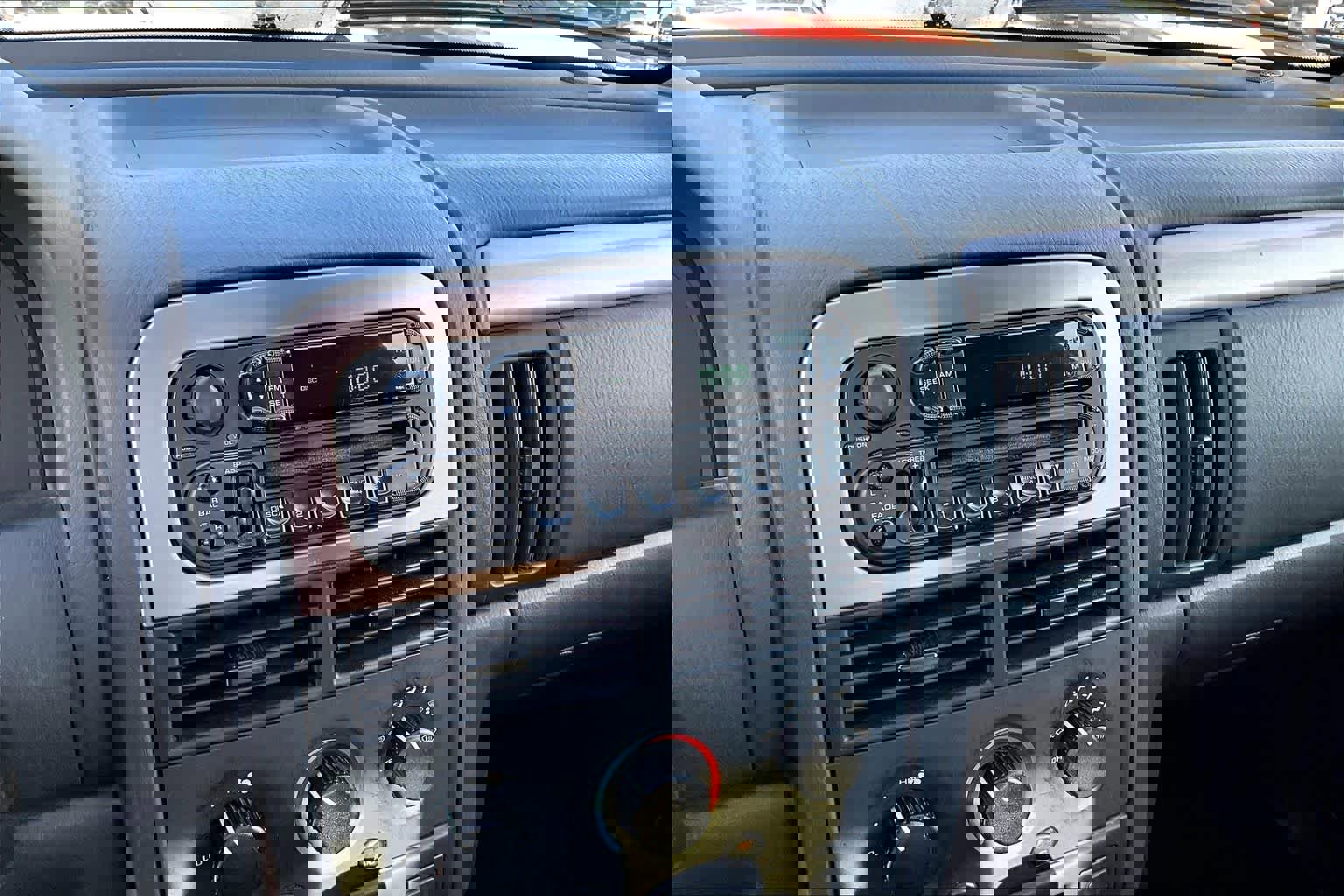 Used 2004 Jeep Grand Cherokee Laredo w/ Convenience Group image 19