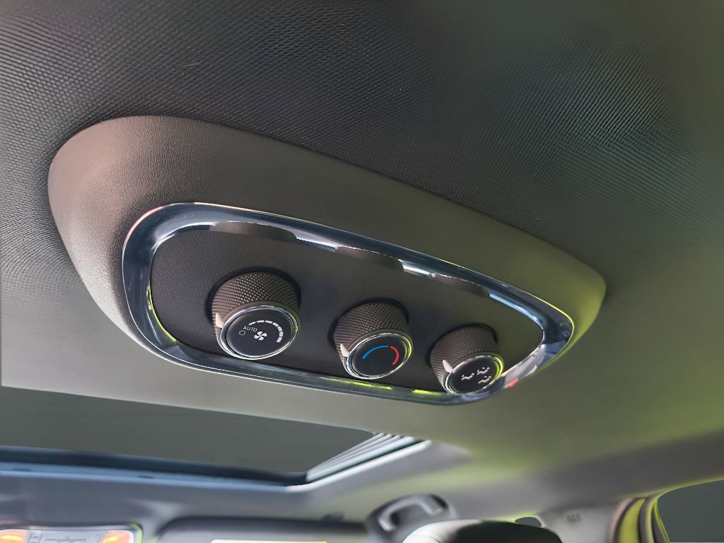 Used 2019 Dodge Durango R/T w/ Blacktop Package image 27