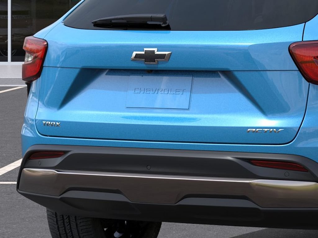New 2026 Chevrolet Trax ACTIV w/ Driver Confidence Package FWD image 14