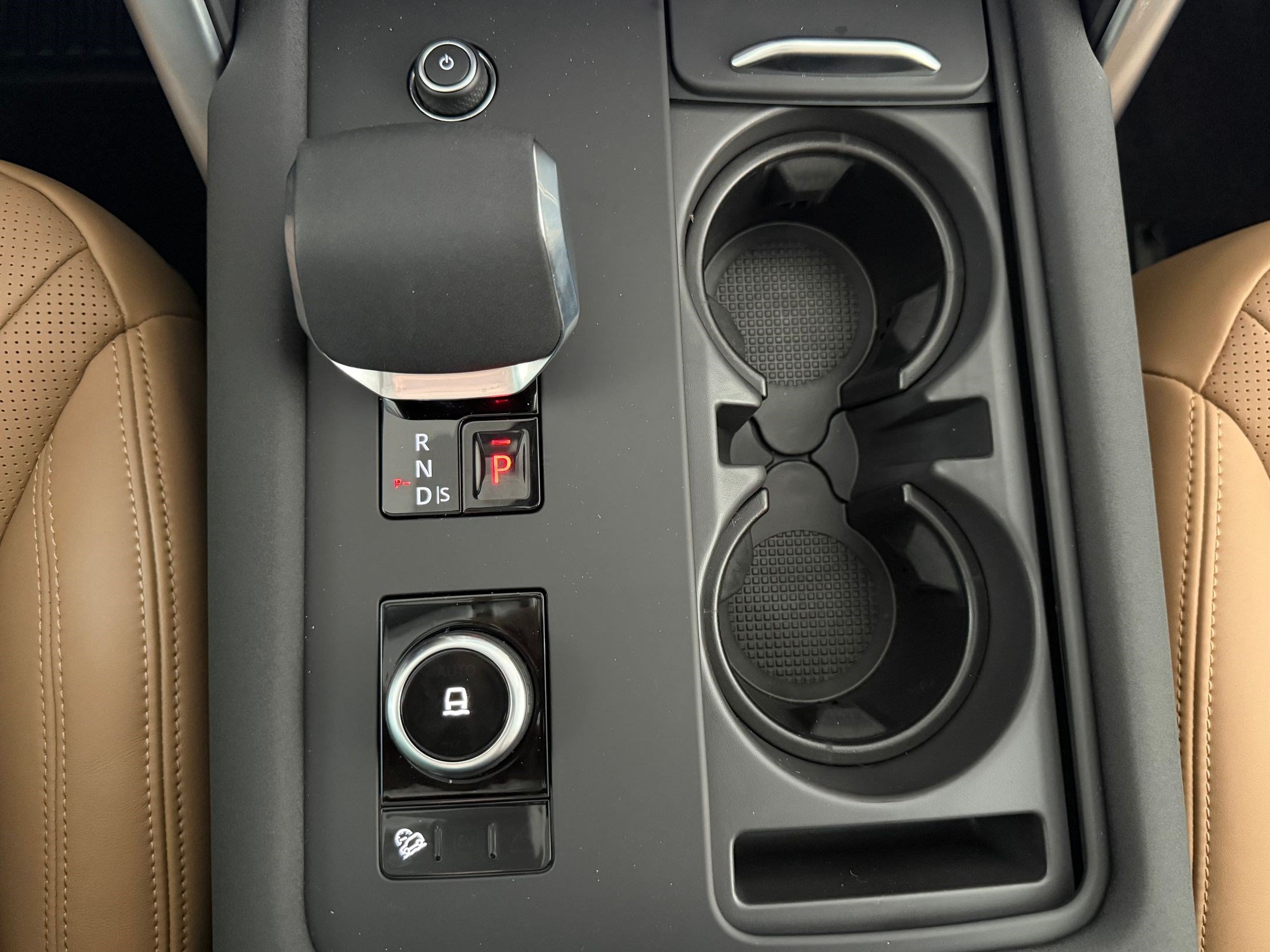 New 2026 Land Rover Discovery Limited Edition AWD/4WD image 30