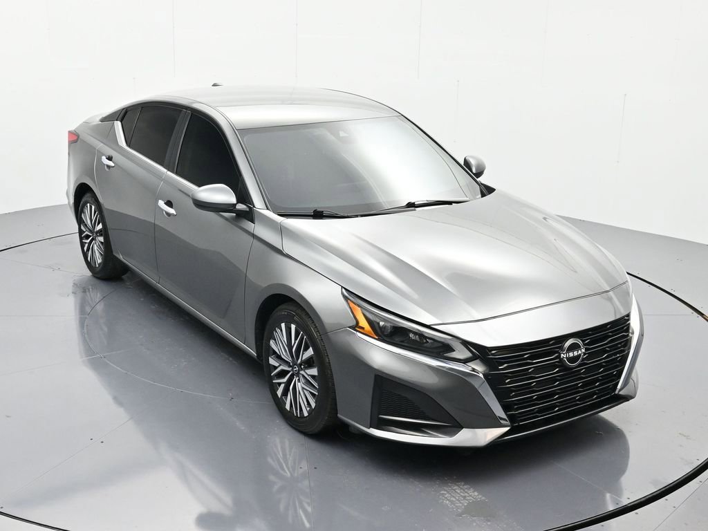 Used 2023 Nissan Altima 2.5 SV image 30