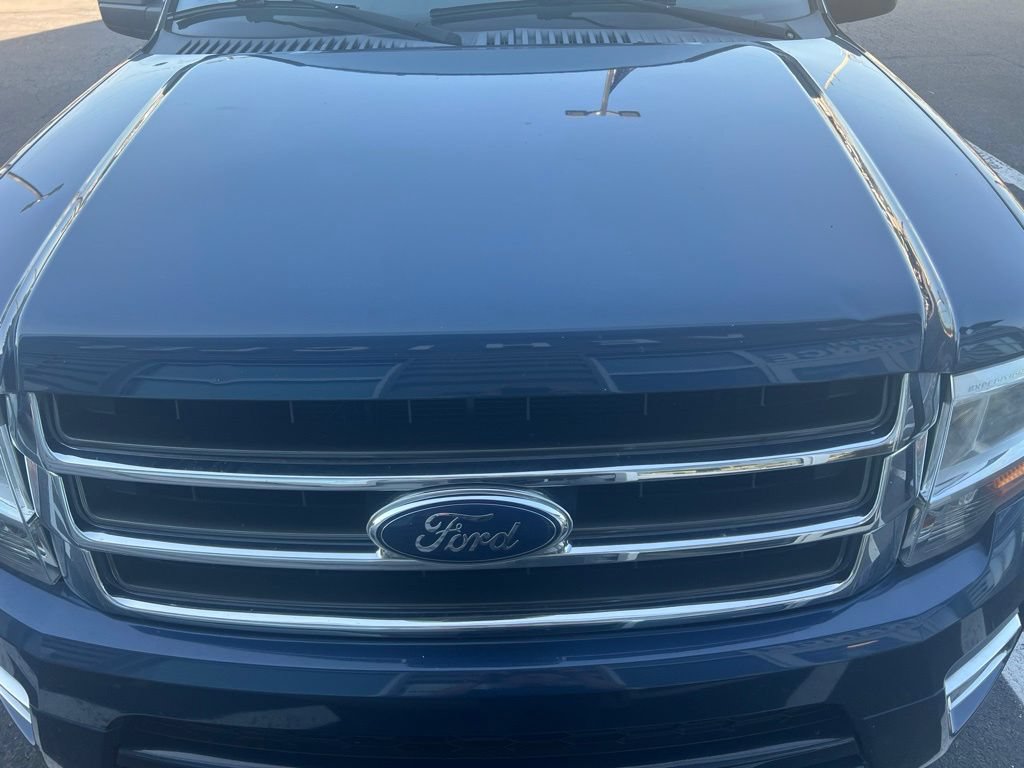 Used 2016 Ford Expedition XLT w/ Equipment Group 202A AWD/4WD video 2