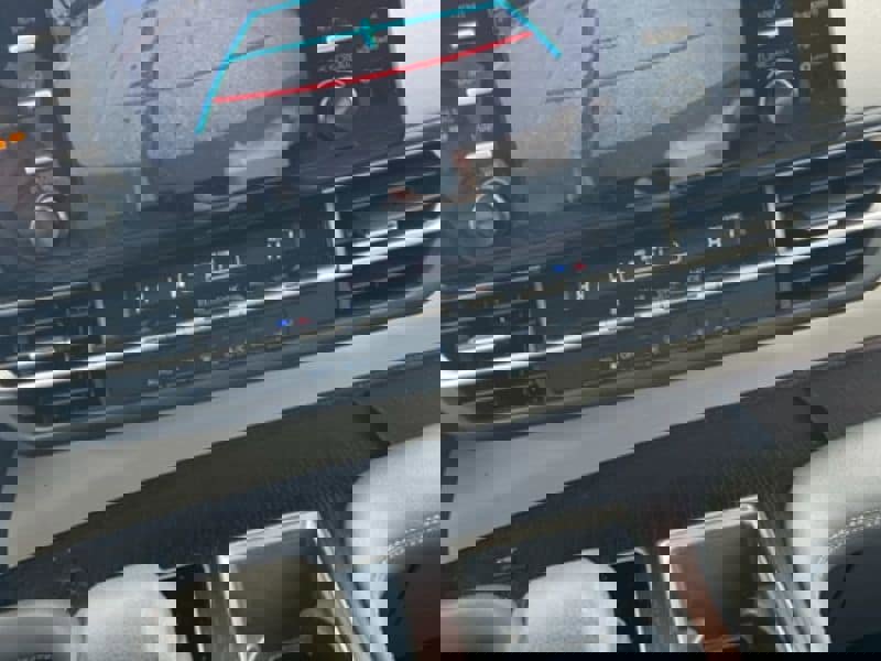 Used 2022 Toyota Sienna LE image 12