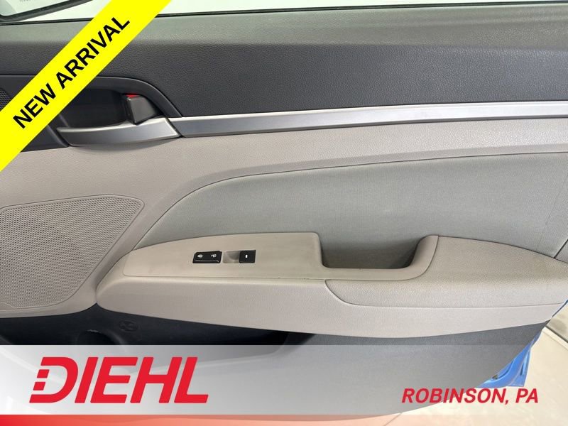 Used 2018 Hyundai Elantra SEL FWD image 12