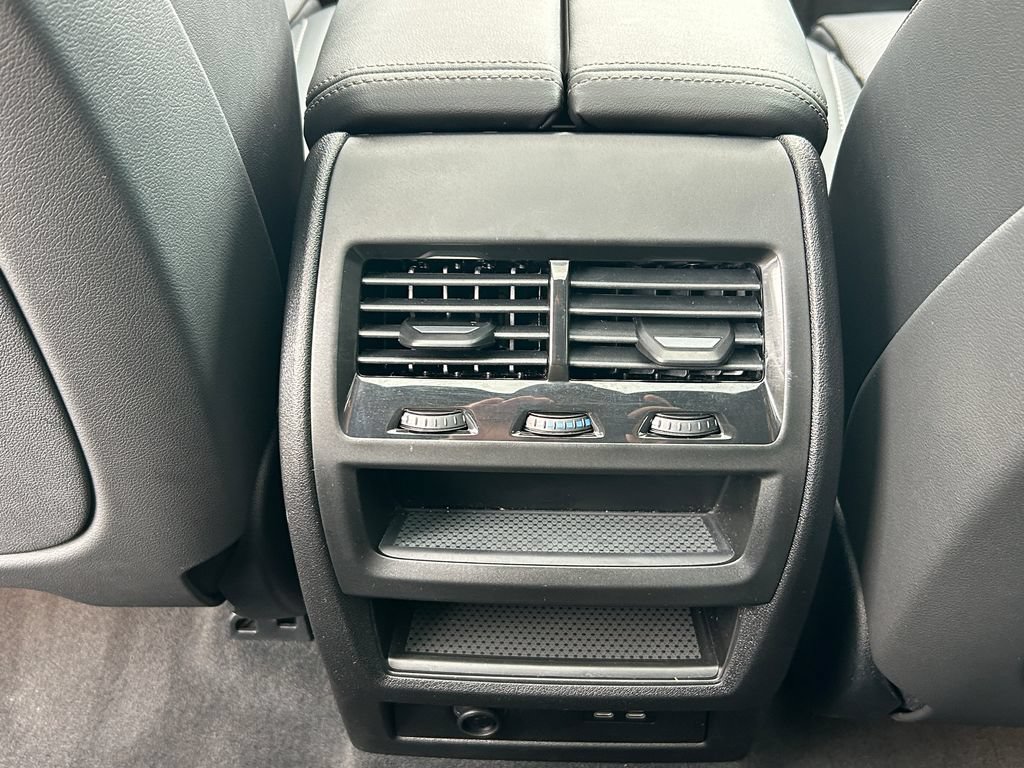 Used 2026 BMW X5 sDrive40i w/ Parking Assistance Package RWD image 33