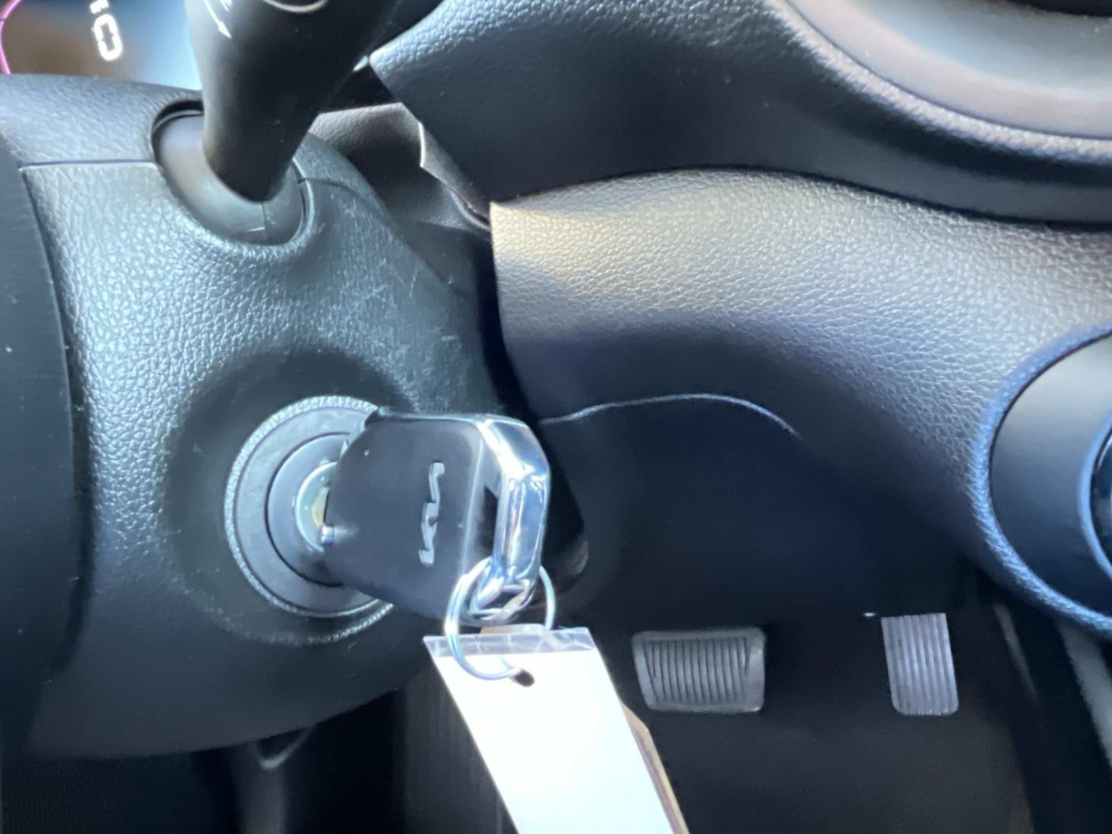 Certified 2023 Kia Soul LX w/ Option Group 015 image 32