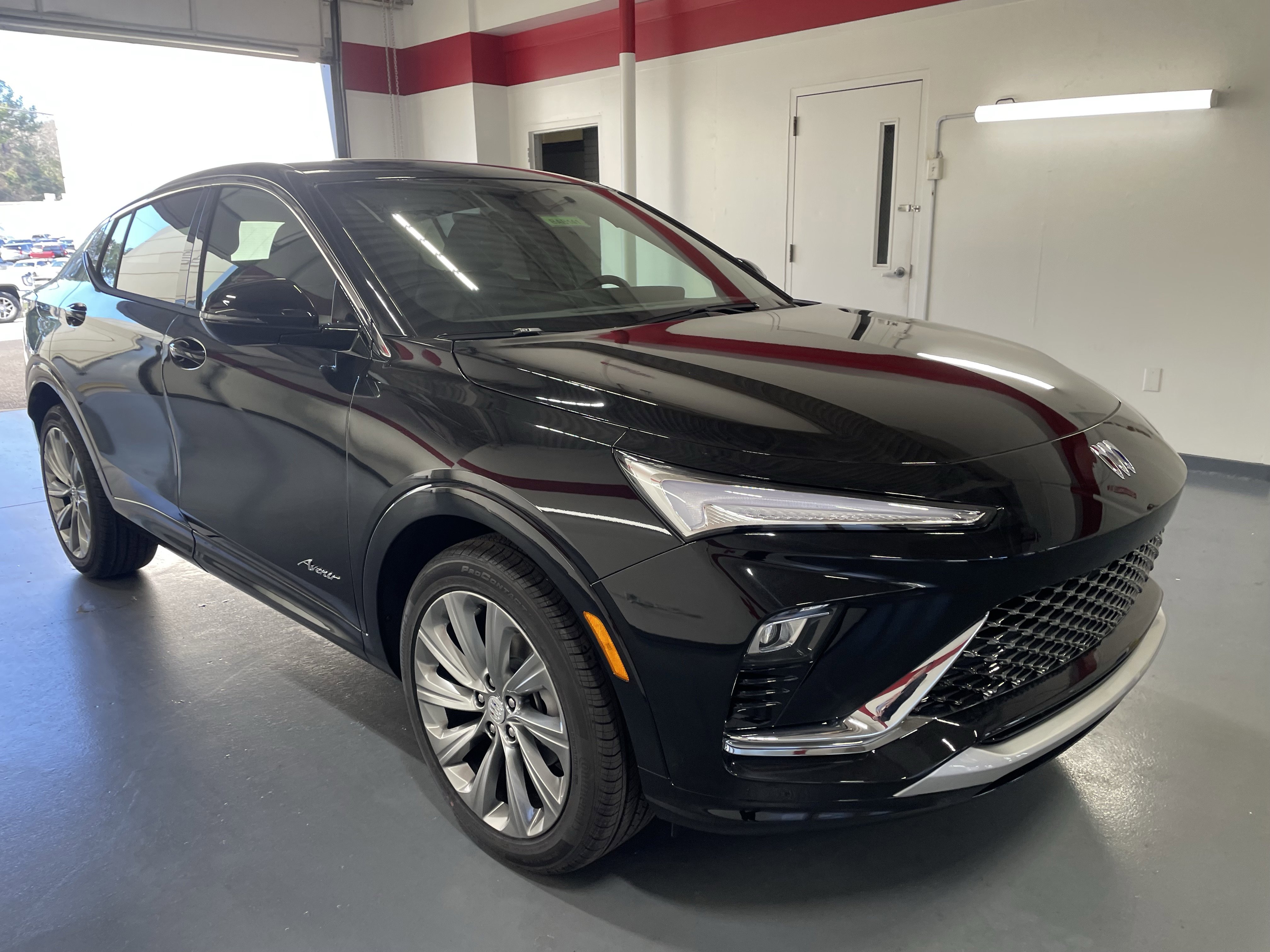 New 2026 Buick Envista Avenir image 3