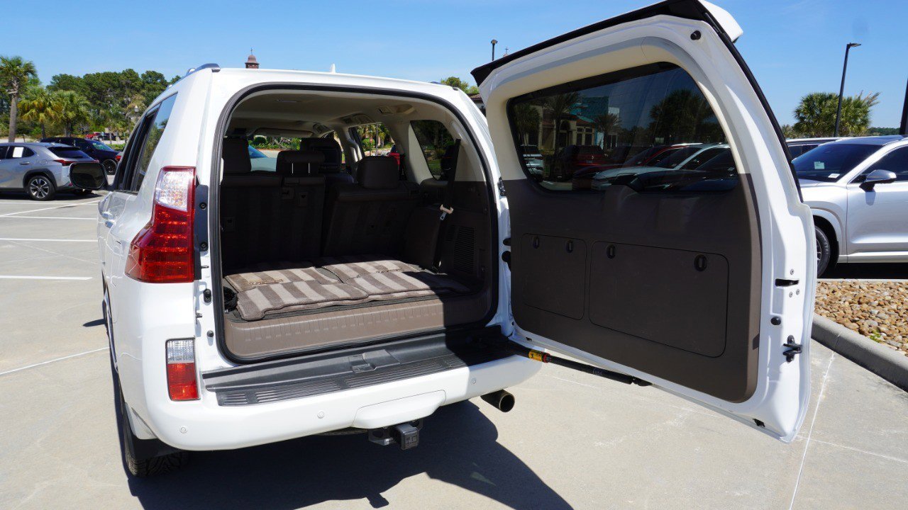Used 2013 Lexus GX 460 w/ Comfort Plus Pkg image 37