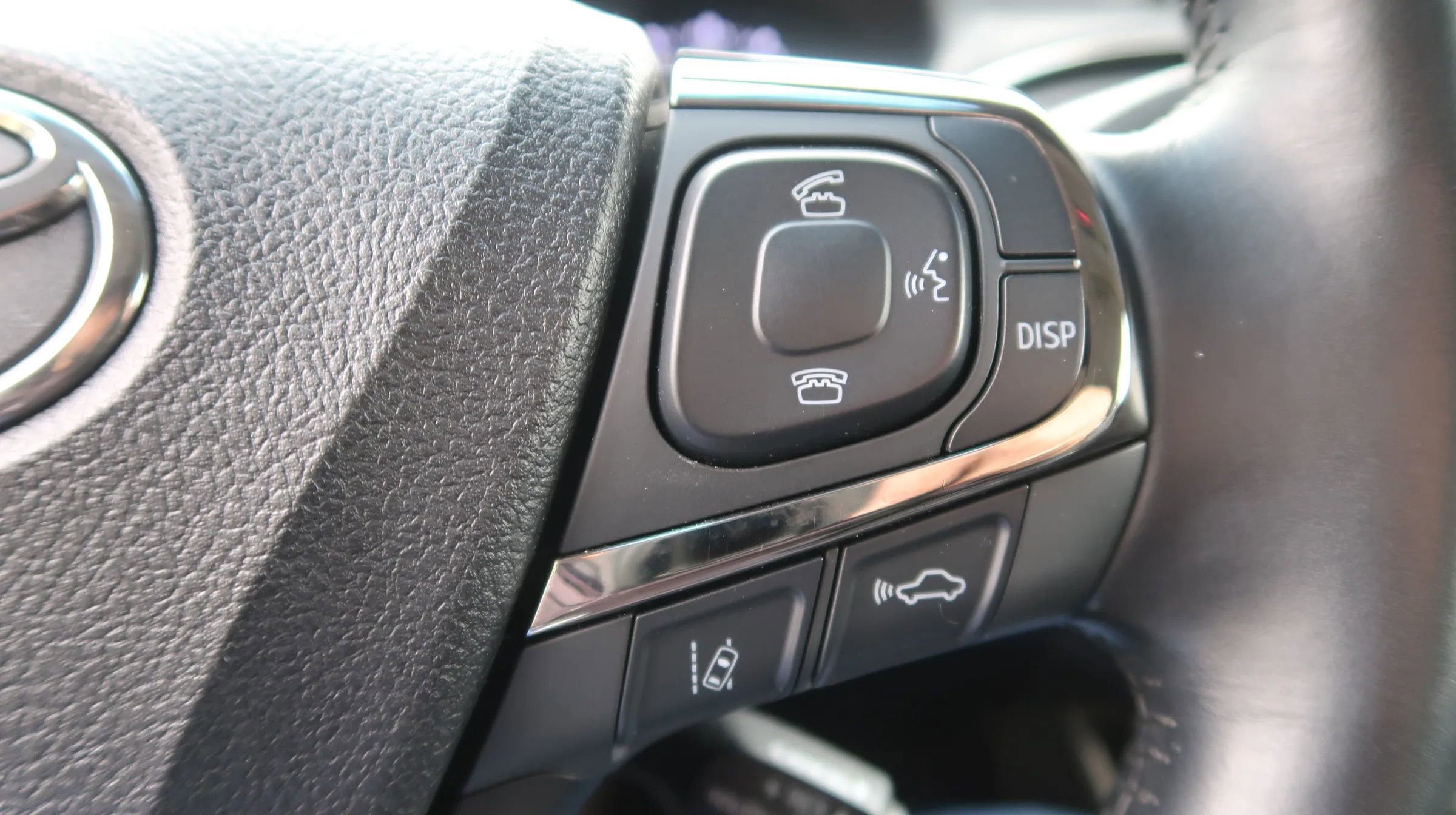 Used 2018 Toyota Avalon Limited w/ All Weather Liner Package FWD image 42