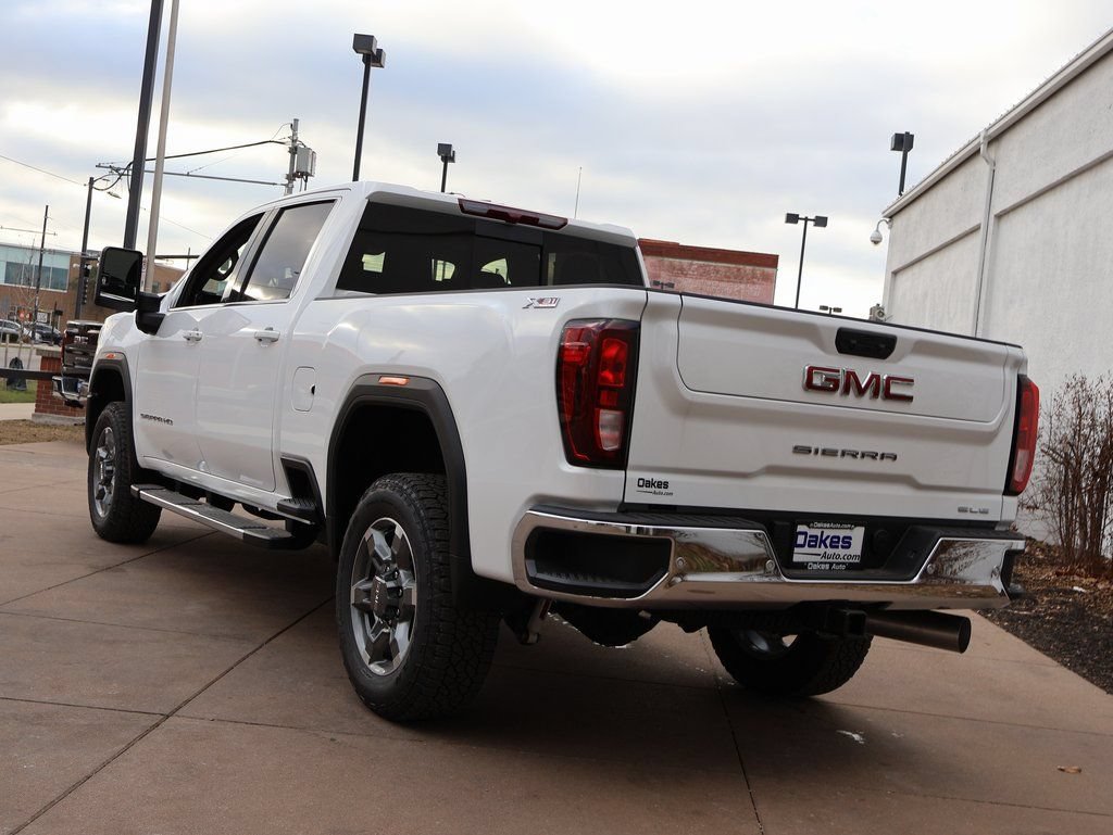 New 2026 GMC Sierra 2500 SLE AWD/4WD image 3