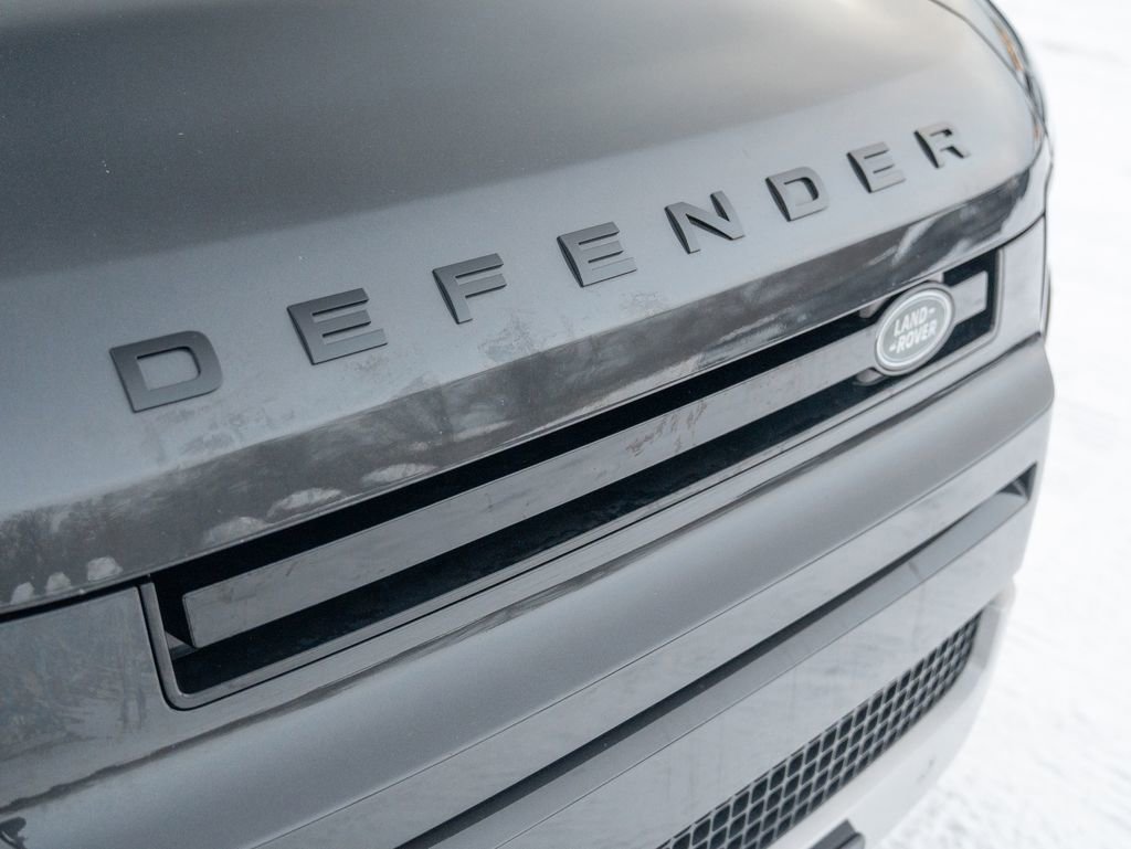 Certified 2023 Land Rover Defender 130 SE image 16