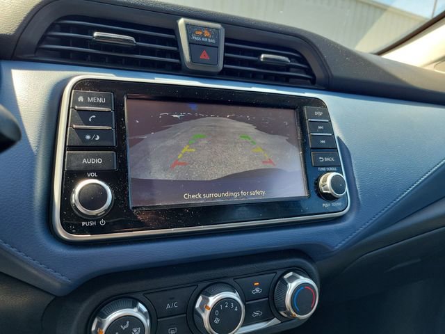 Used 2025 Nissan Versa SV image 17