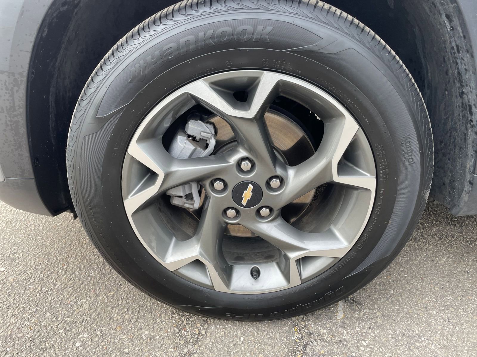 Used 2025 Chevrolet Trax LT image 28