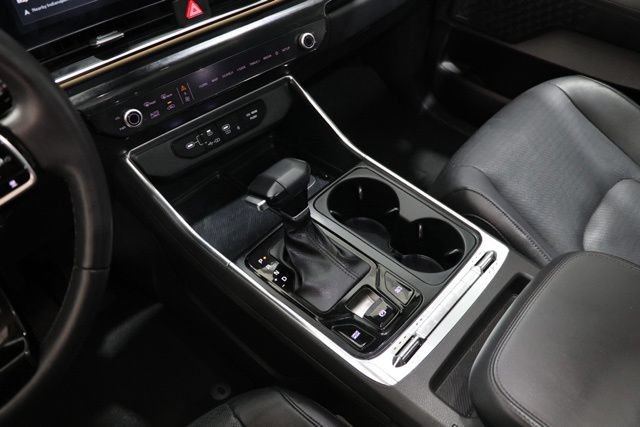 Used 2025 Kia Carnival SX Prestige FWD image 29