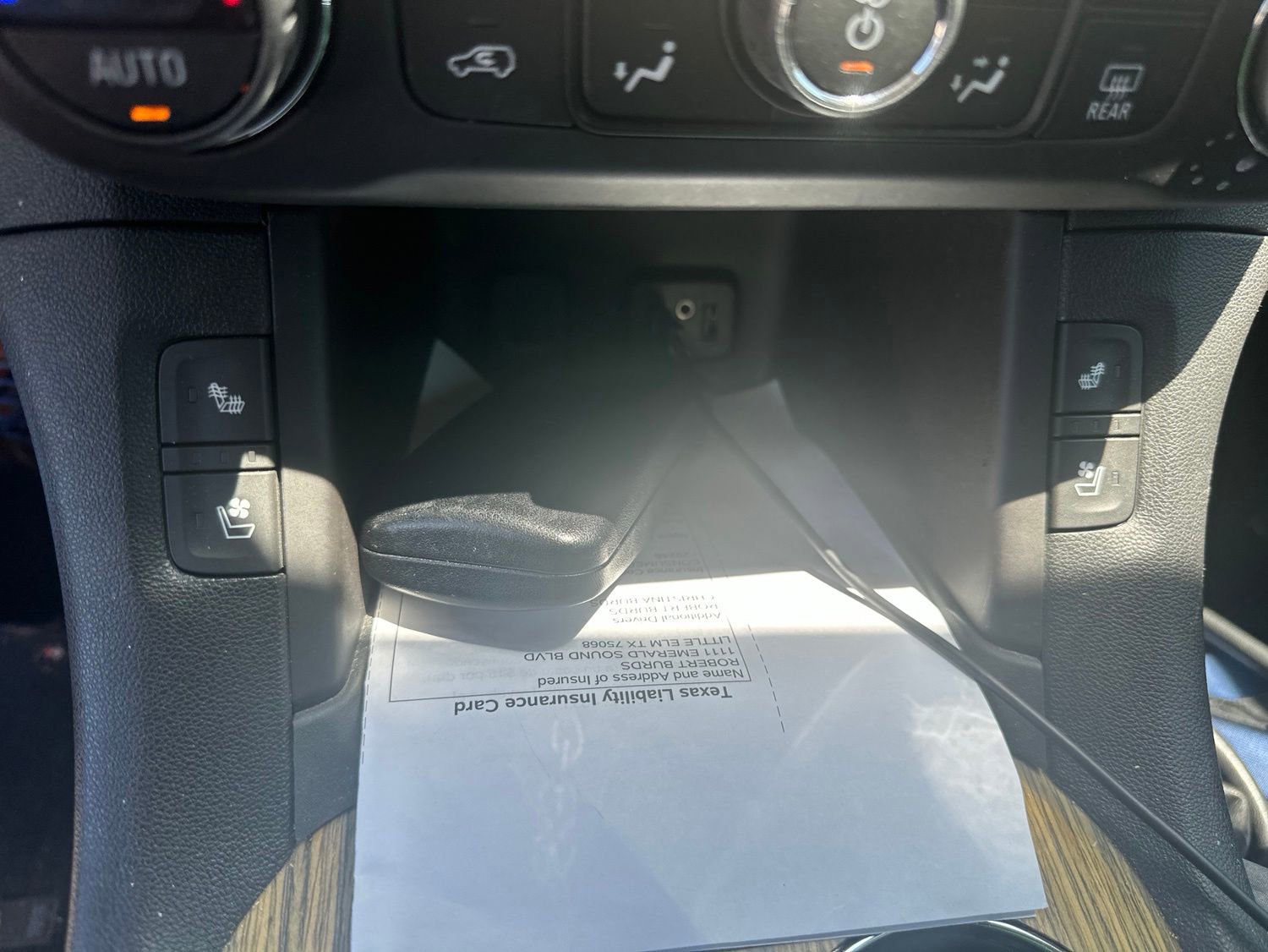 Used 2017 GMC Acadia Denali w/ Technology Package FWD image 17